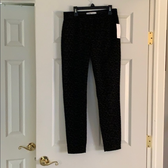 5/$35 💥 Forever Elastic Waist  Leopard Pants - Picture 4 of 7